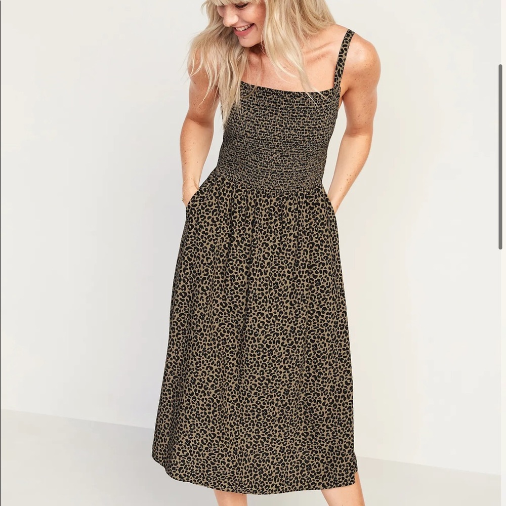 Old navy maxi dress size M